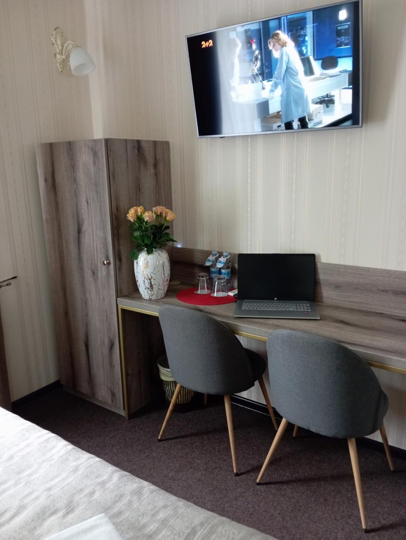 Шляпа Hotel Dnipro Exterior foto
