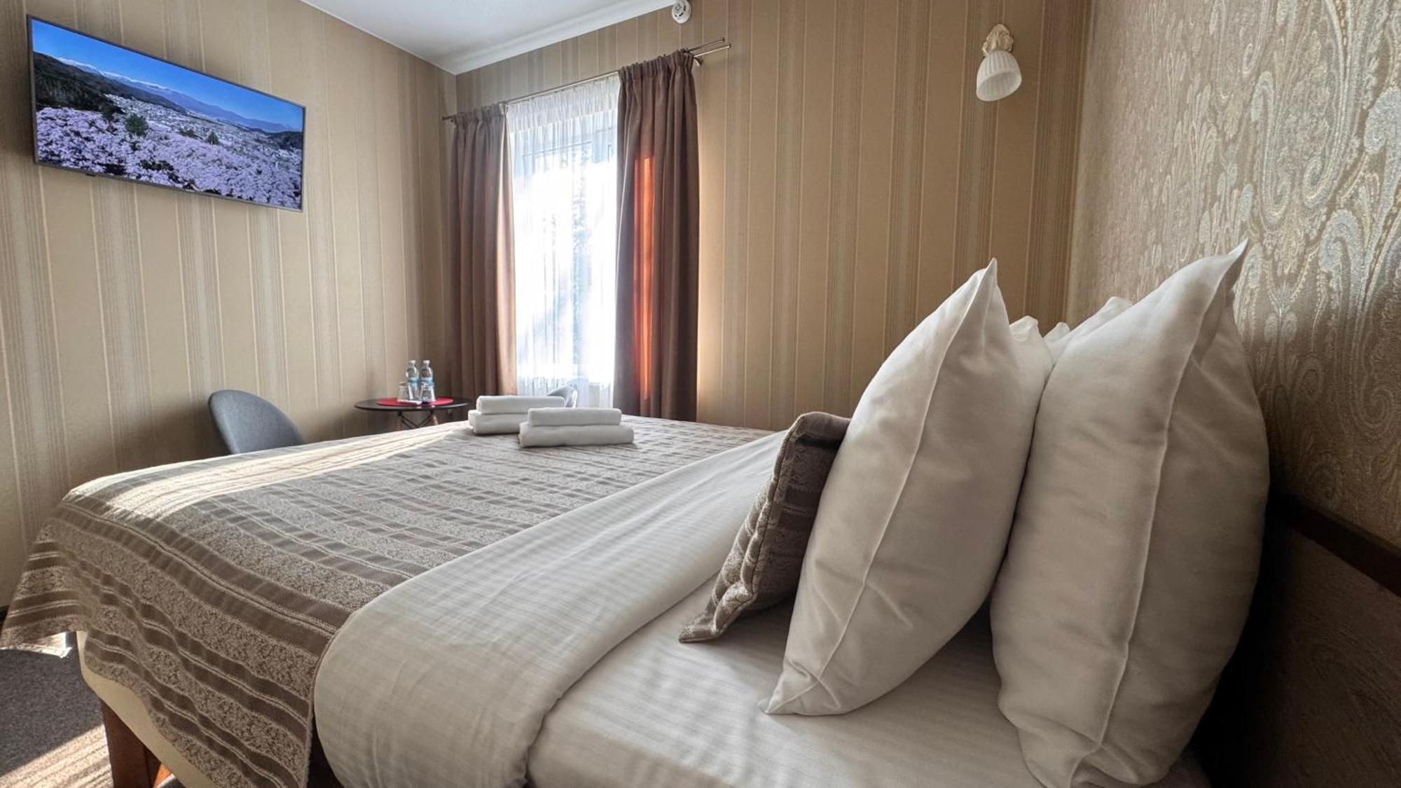 Шляпа Hotel Dnipro Exterior foto